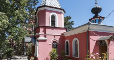 Экскурсии в Топловский женский монастырь из Гурзуфа 2024